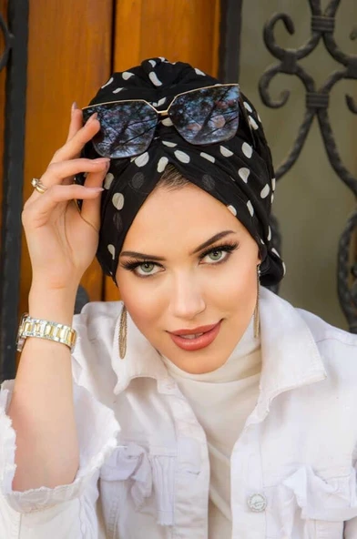 Siyah Beyaz Puan Desen Tokalı Bone - Resim 3