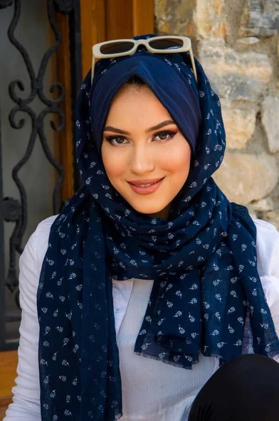 Lacivert Çiçekli Baskılı Şapkalı Şal - Resim 2