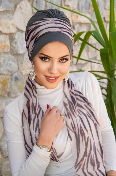 Füme Zebra Fularlı Bone - Resim 2