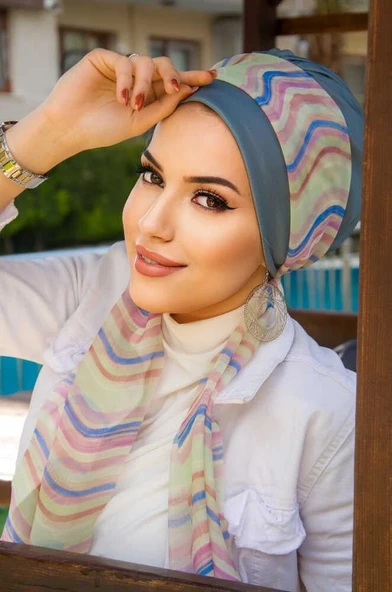 İndigo Geometrik Desen Fularlı Bone - Resim 2