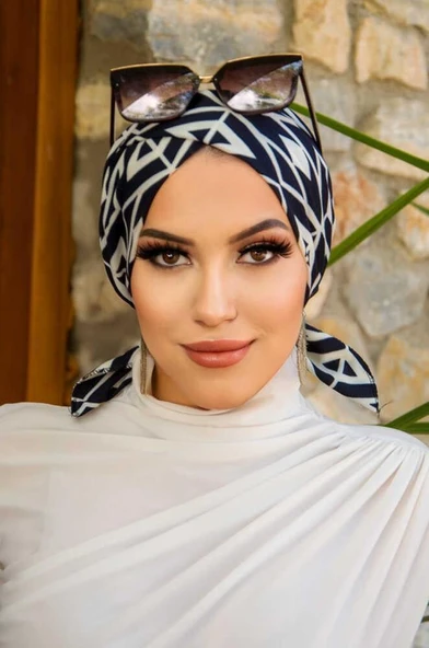 Lacivert Beyaz Geometrik Çapraz Bone - Resim 3