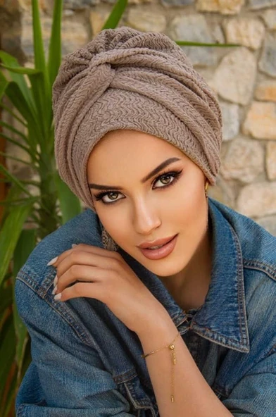 Taş Rengi Burgu Detaylı Düğüm Bone - Resim 3