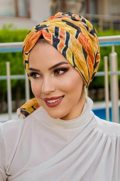 Turuncu Siyah Desen Tokalı Bone - Resim 2