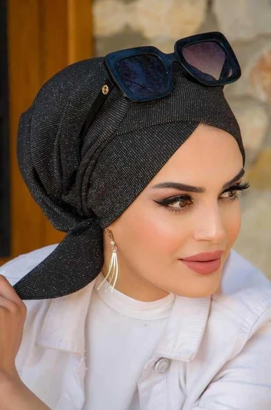 Siyah Simli Çapraz Bone ürün görseli