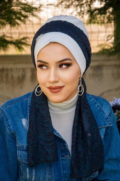 Beyaz Lacivert Desen Fularlı Bone - Resim 3