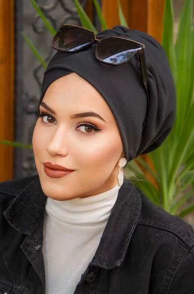 Siyah Çapraz Bantlı Dolgulu Bone - Resim 2