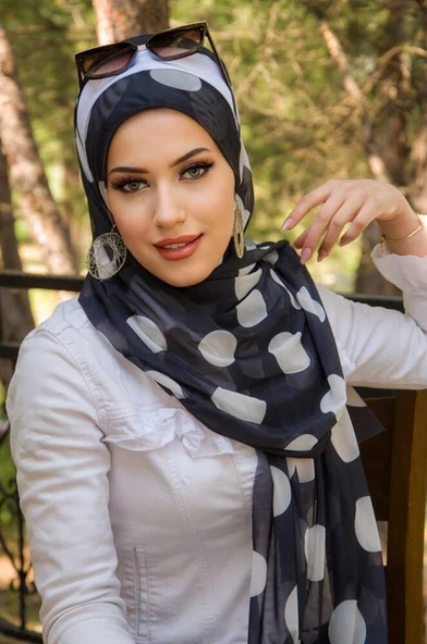 Siyah Puanlı Biritli Hazır Şal - 50200 - Resim 2