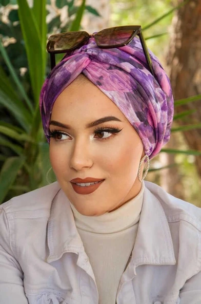 Lila Beyaz Çiçek Desenli Burgu Bone - Resim 3