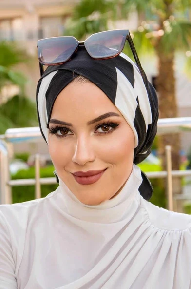 Siyah Beyaz Desen Çapraz Bone - Resim 3