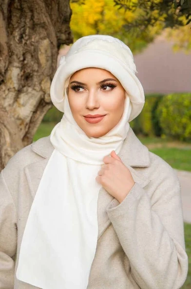 Krem Kürk Aksesuarlı Atkılı Vintage Şapka - Resim 3