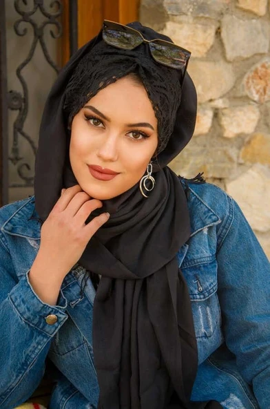 Siyah Dantelli Büzgülü Şal - Resim 2