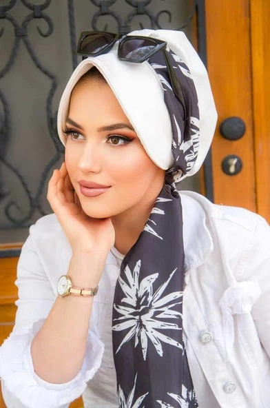 Beyaz YIldız Çiçek Desenli Şapka Bone - Resim 2