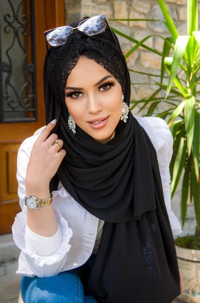 Siyah Dantelli Burgu Model Hazır Şal - 1