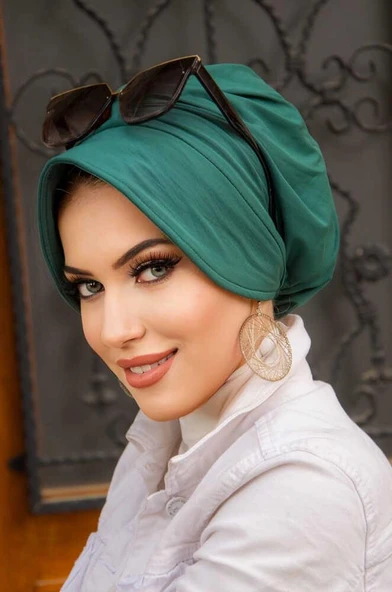 Zümrüt Hazır Şapka Bone ürün görseli