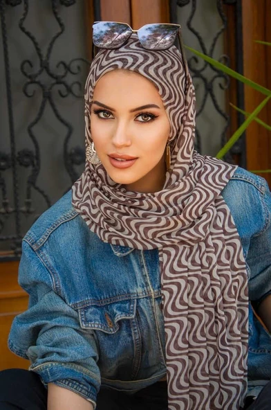 Kahve Taş Helezon Desenli Bone Hazır Şal ürün görseli