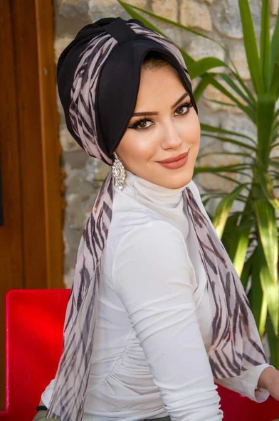 Siyah Zebra Desenli Şapka Bone ürün görseli