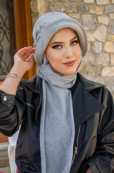 Gri Aksesuarlı Atkılı Vintage Şapka ürün görseli