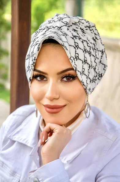 Siyah Beyaz Hat Desenli Tesettür Şapka Bone - Resim 2