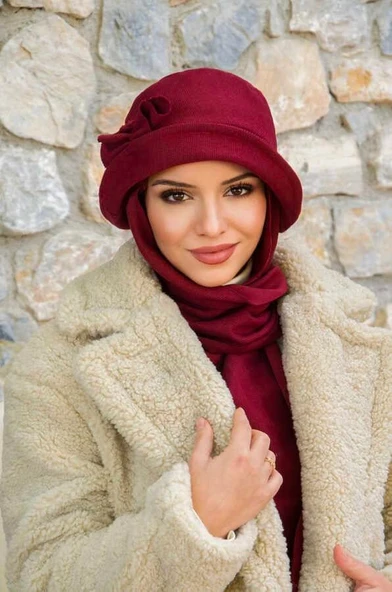 Bordo Aksesuarlı Vintage Atkılı Şapka ürün görseli