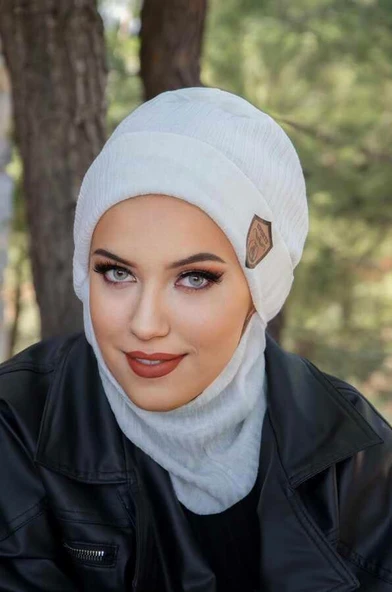 Kırık Beyaz Fitilli Armalı Maskeli Bere - Resim 2