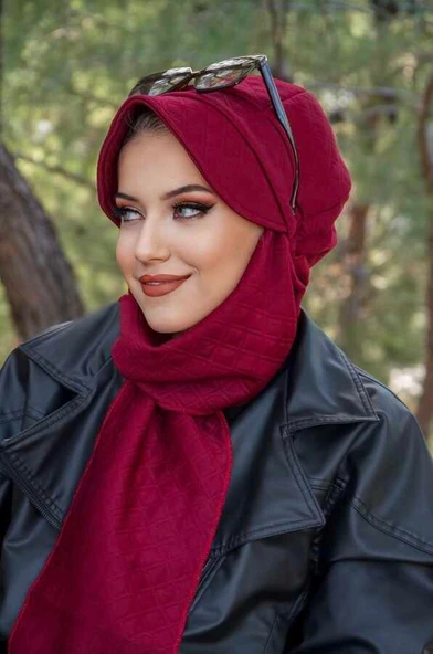 Bordo Kapitone Atkılı Tesettür Şapka - Resim 3