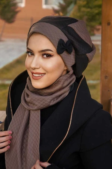 Vizon Siyah Fiyonklu Kapitone Tesettür Bere - Resim 3