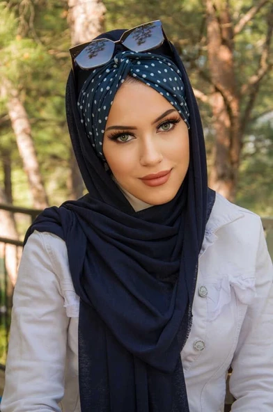 Lacivert Puanlı Burgu Hazır Şal - 1