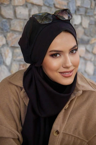 Bordo Siyah Garnili Tesettür Bere - Resim 4