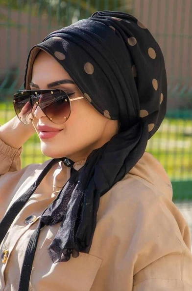 Siyah Puan Desenli Şapkalı Bone ürün görseli