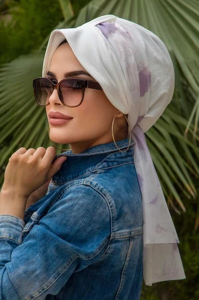 Beyaz Batik Desen Şapka Bone ürün görseli