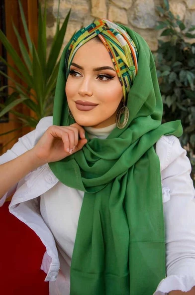 Bahar Yeşili Geometrik Desen Burgu Hazır  Şal - Resim 3