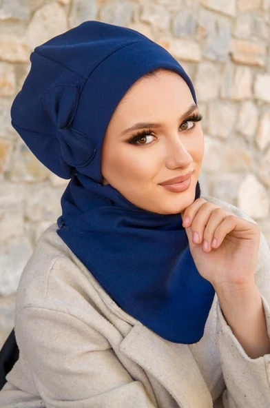 Lacivert Fiyonklu Tesettür Bere Ve Etol Takım ürün görseli