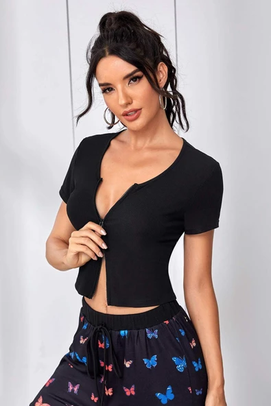 Kadın Siyah Çift Fermuarlı Yarım Kol Crop Top Bluz ürün görseli