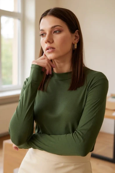 Kadın Haki Yeşili Parmak Detaylı Esnek Uzun Kollu Body ürün görseli