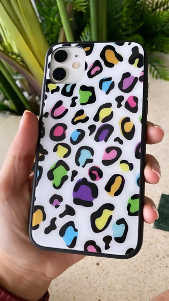 Apple İphone 11 Kılıf Animals Glass Kapak Rengarenk ürün görseli 1
