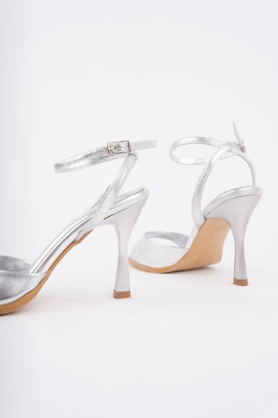 Muggo CHARLOT Bilekten Bağlamalı Kadın İnce Topuklu Ayakkabı - 9