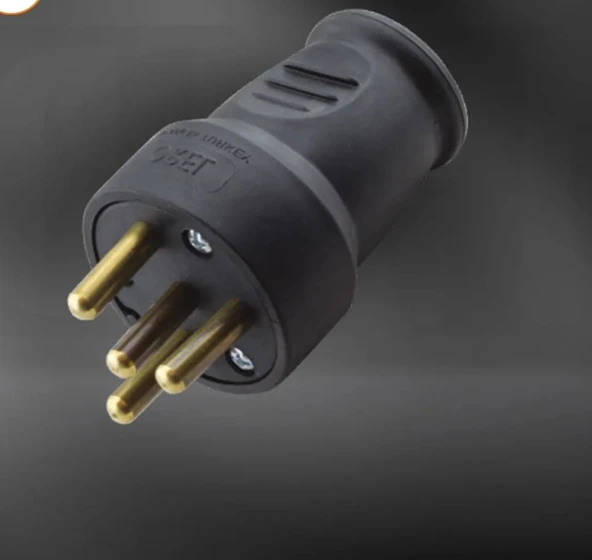 Ürün Açıklaması  Kauçuk Trifaze Erkek Fiş Kauçuk Trifaze Fiş