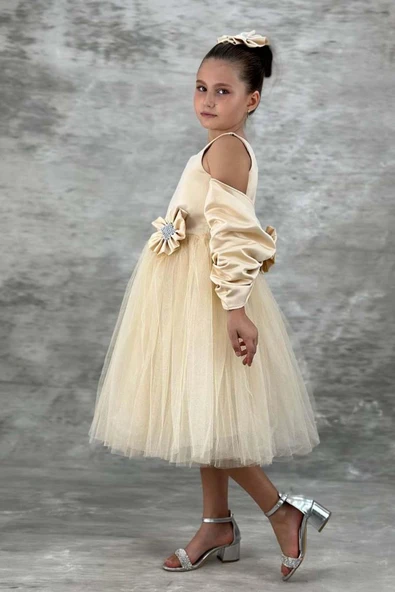 Kız Çocuk Kare Yaka Sıfır Kol Eteği Tüllü Kabarık Saten Kolluk Detaylı Bej Abiye - Resim 4