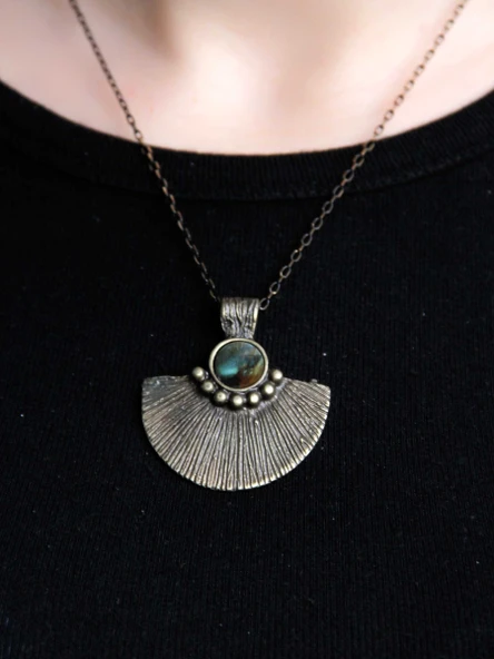 Doğal Taş Labradorit Doğal Taşlı Desenli Otantik Kadın Kolye 45 Cm Zincirli euk26lbt ürün görseli