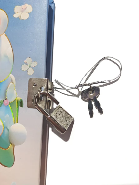 Sevimli Kız Hatıra Defteri (Günlük) Kilitli Defter 80 yaprak - Yeşilli Kız - 2