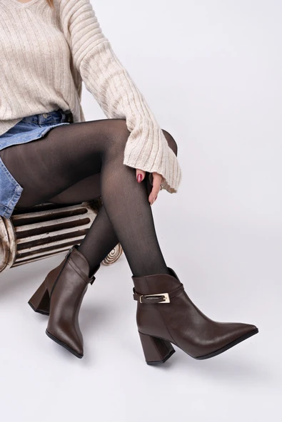 Muggo GLORİA Sivri Burun Kemer Detaylı Kalın Topuklu Fermuarlı Kadın Bot - 5