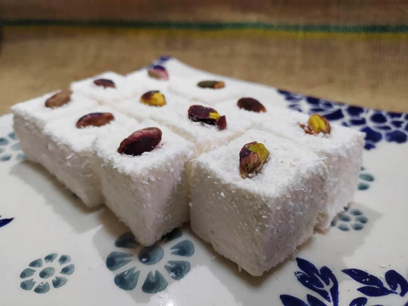 GURMEKENT SULTAN ANTEP FISTIKLI LOKUM 1000GR ürün görseli