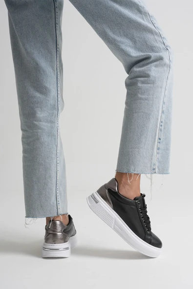 Vega Platin Detaylı Siyah Kadın Spor Ayakkabı - Resim 7