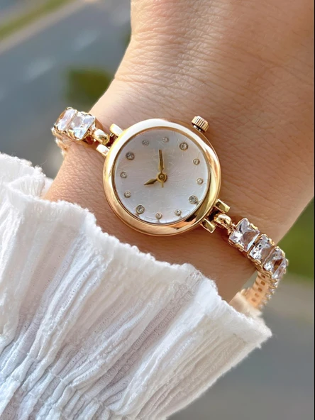 Coliseum Çelik Ve Taşlı Kordon Vintage Seri Küçük Kasa Özel Tasarım Kadın Kol Saati SP.8933.M1 ürün görseli