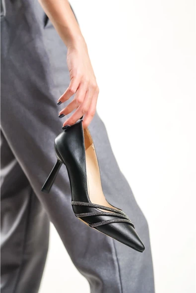 Sonya Siyah Taşlı Kadın Ayakkabı - Resim 5