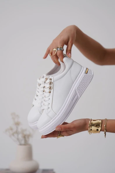 Nova Kadın Gold Detaylı Beyaz Sneaker - 1