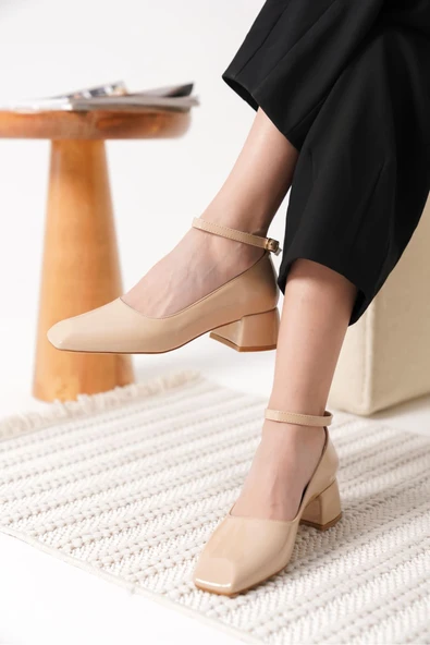 Arilla Bej Rugan Kadın Topuklu Ayakkabı - Resim 5