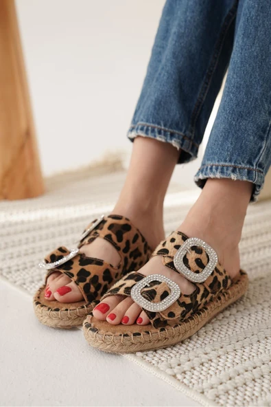 Tyna Süet Leopar Taşlı Kadın Terlik - 2