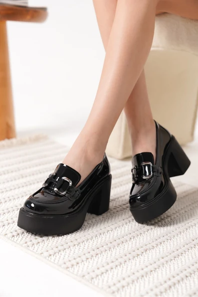 Felice Siyah Rugan Gümüş Tokalı Kadın Loafer - 5