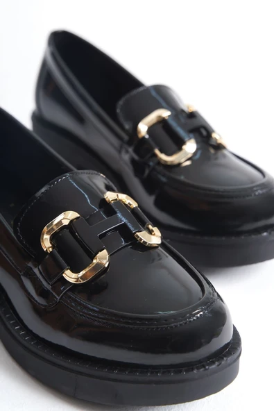Caro Rugan Siyah Gold Tokalı Kadın Loafer - 2